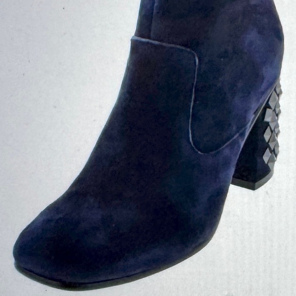 Guess Women's Blue Suede Stud Heeled Ankle Boots NWOT - Picture 5 of 12
